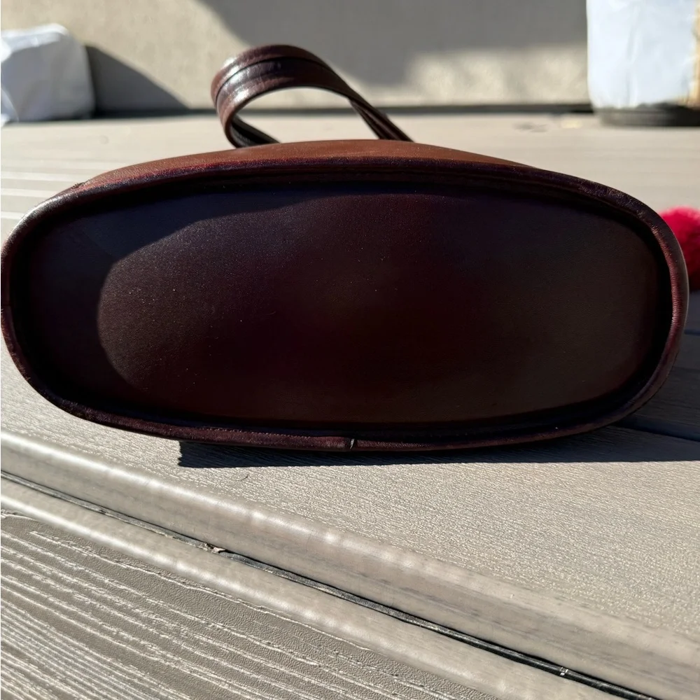 Vintage Coach Slim Duffle Shoulder Bag – Made in USA - Picture 6 of 12